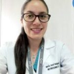 Dra. Maria Holguin - Jugo natural de uva isabella y cereza